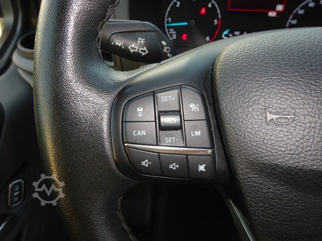 Obytný vůz FORD Nugget L1 185PS Aut. Aufstelldach Xenon Navi AHK