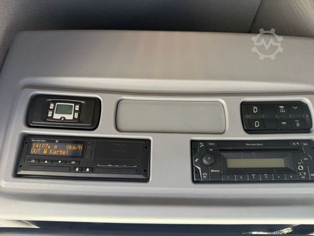 Camion caisson MERCEDES-BENZ ATEGO 1530 L BIGSPACE Koffer 7,20 m LBW 1,5 T