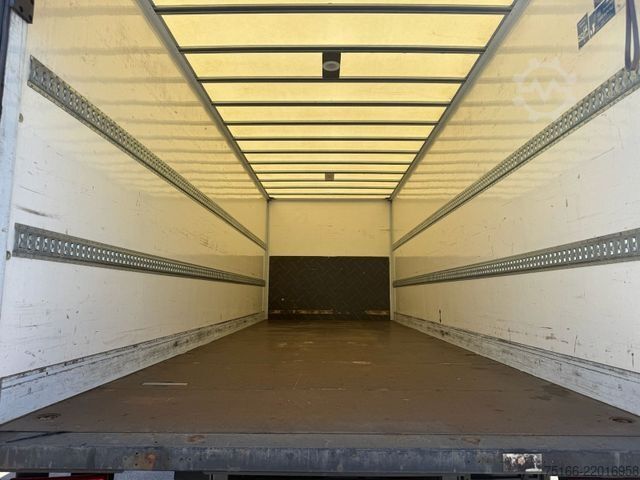 Camion caisson MERCEDES-BENZ ATEGO 1530 L BIGSPACE Koffer 7,20 m LBW 1,5 T