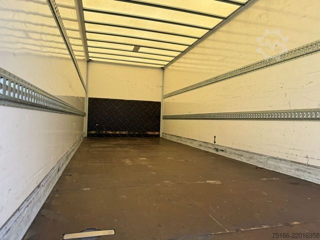 Samochód ciężarowy typu furgon MERCEDES-BENZ ATEGO 1530 L BIGSPACE Koffer 7,20 m LBW 1,5 T