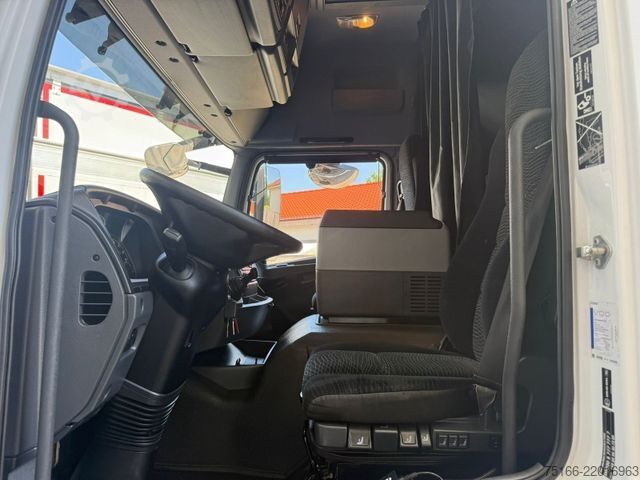 Camion caisson MERCEDES-BENZ ATEGO 1230 L BIGSPACE Koffer 7,20 m LBW 1,5 T
