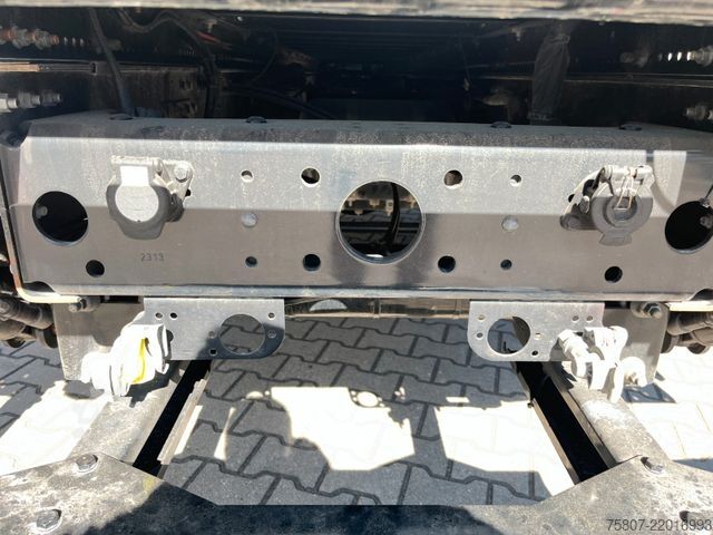 Camión caja MAN TGM 15.290 LL Koffer 7,10m LBW Anhängervorrüst.