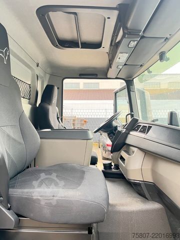 Skříňový nákladní automobil MAN TGM 15.290 LL Koffer 7,10m LBW Anhängervorrüst.