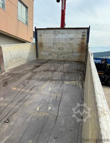 Kiepwagen Iveco EUROSTAR 240E52