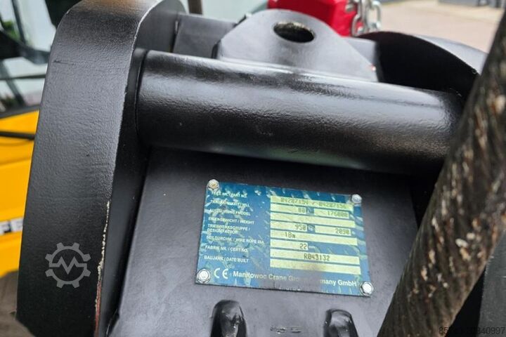 All terrain crane Grove GMK6300L-1 Available For Rent, Dutch Registration,