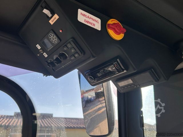Stadsbus SOLARIS Urbino 8.9 LE Midi K    3-PUNKT-Gurte