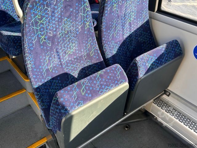 Stadsbus SOLARIS Urbino 8.9 LE Midi K    3-PUNKT-Gurte