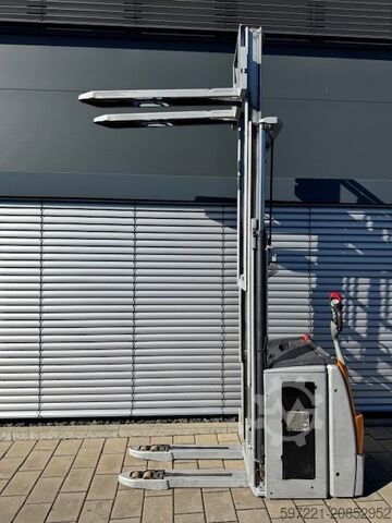 Palettenstapler Still EXV14I Initalhub Triplex