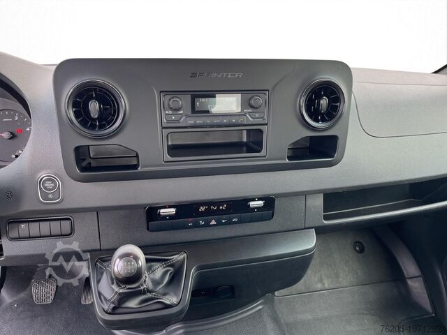 Pick-up panelvan Mercedes-Benz Sprinter 311 CDI DoKa Pritsche RS 3.665 MM AHK