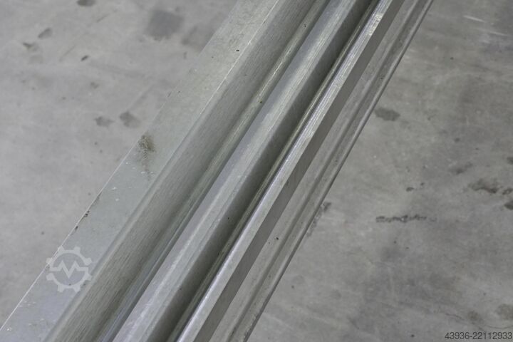 Lemezmegmunkáló tartozékok Multi V alsó Multi V Lower tooling 140 x 140 x 6000 m