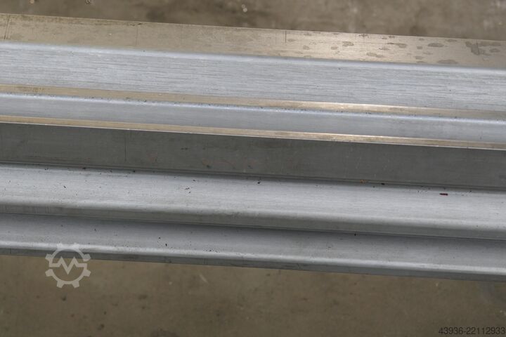 Lemezmegmunkáló tartozékok Multi V alsó Multi V Lower tooling 140 x 140 x 6000 m