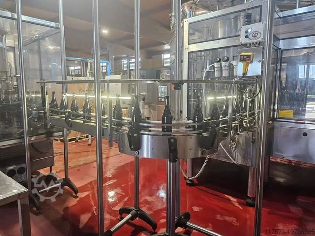 Ligne d'embouteillage complète  