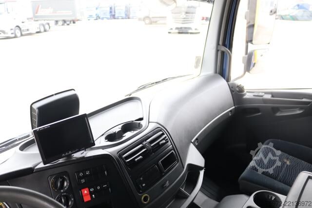 Camião plataforma com lona Mercedes-Benz Atego 1224 L