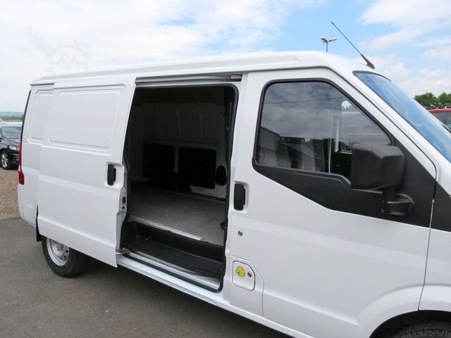 Furgon blaszak DFSK Minitrucks EC35 Klima Kastenwagen Elektro