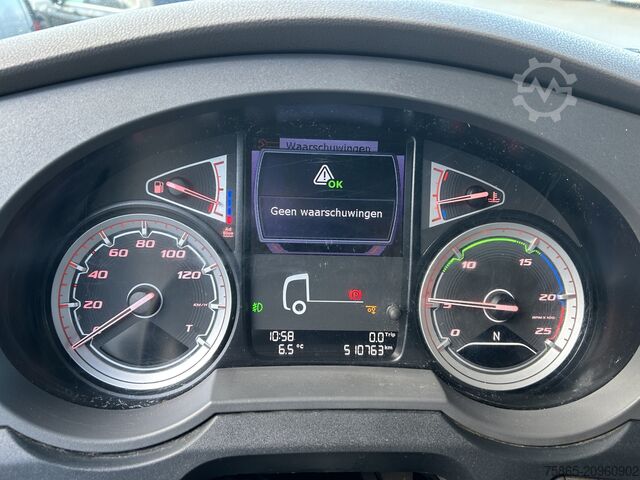 Standard-SZM DAF XF 480 FTP Space Cab / 510 dkm / 6x2 / Stand Ai...