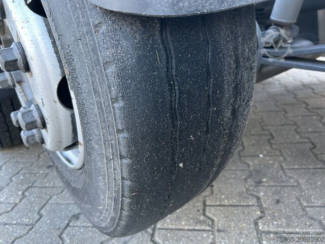 Standard-SZM DAF XF 480 FTP Space Cab / 510 dkm / 6x2 / Stand Ai...