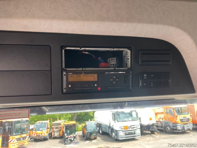 Skraldevogn MERCEDES-BENZ Antos 3-Achser 2533 / Zoeller M24x2EC / Delta