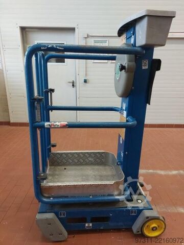 Plataforma elevatória Power TOWERS PECOLIFT