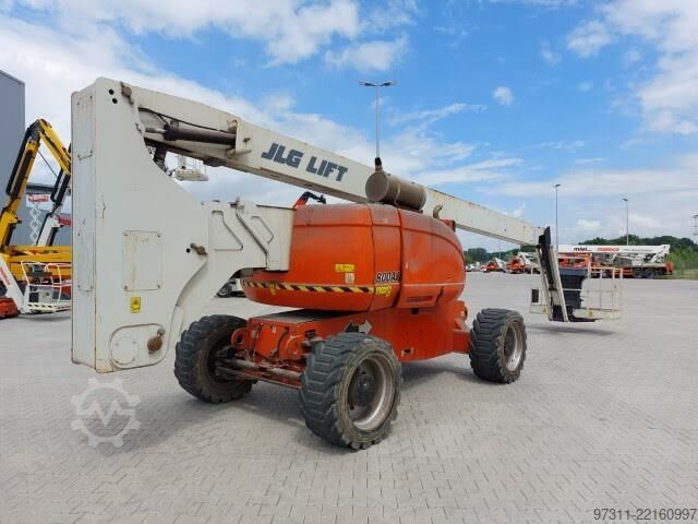 Scharnierende telescopische hoogwerker JLG 800AJ