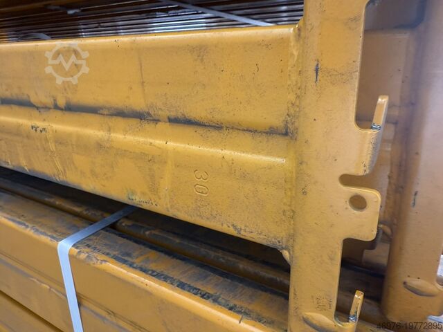 2.700 mm vrije breedte / K: 120 x 50 mm Jung Heinrich Delta Palettenregaltraverse Regaltraverse