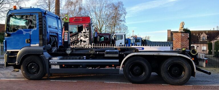 Camião porta-contentores de gancho MAN TGS 33440