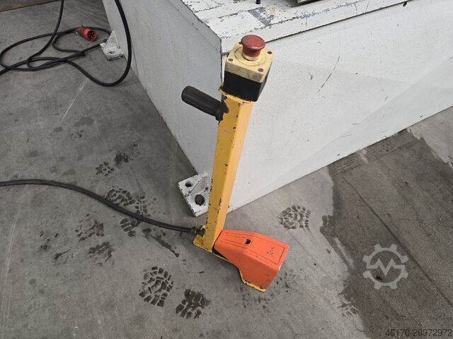 Guilhotina hidráulica Ermaksan MGM 3100 x 8