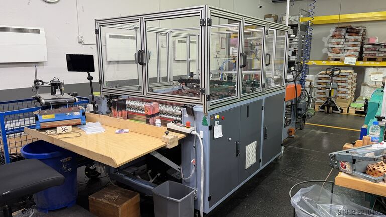 Machine de traitement de film Öz-mak Plastik Makina ÖZM 85 TLX UNIVERSAL BAG CUTTING MACHINE