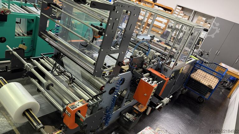 Machine de traitement de film Öz-mak Plastik Makina ÖZM 85 TLX UNIVERSAL BAG CUTTING MACHINE
