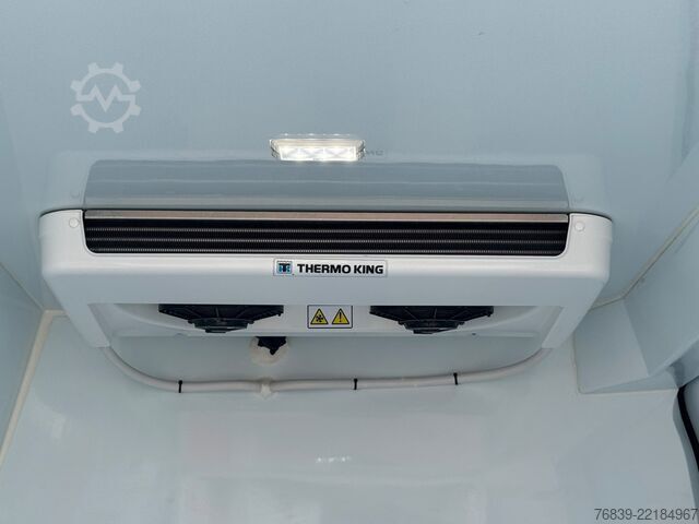 Hűtött/fagyasztott szállítás Renault Master ATP 10-2029 Thermo King