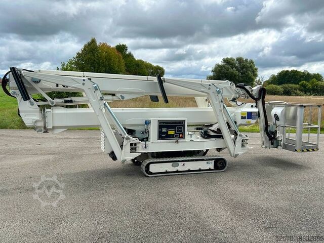 Gelenkteleskoparbeitsbühne EasyLift RA 31