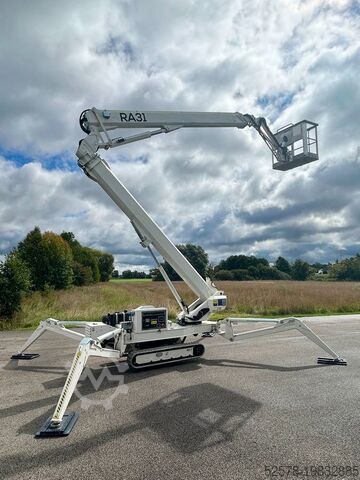 Scharnierende telescopische hoogwerker EasyLift RA 31