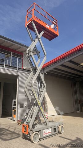 Podnośnik nożycowy Skyjack SJIII 3220