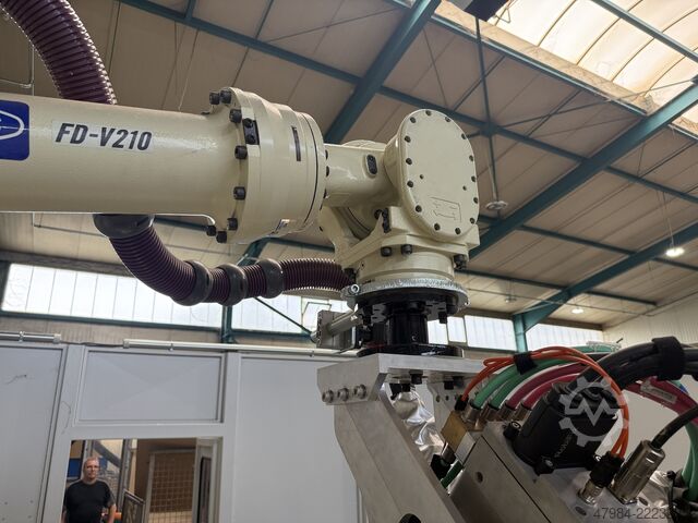 Lassrobotcel FEMITEC NV 2102-NEFC