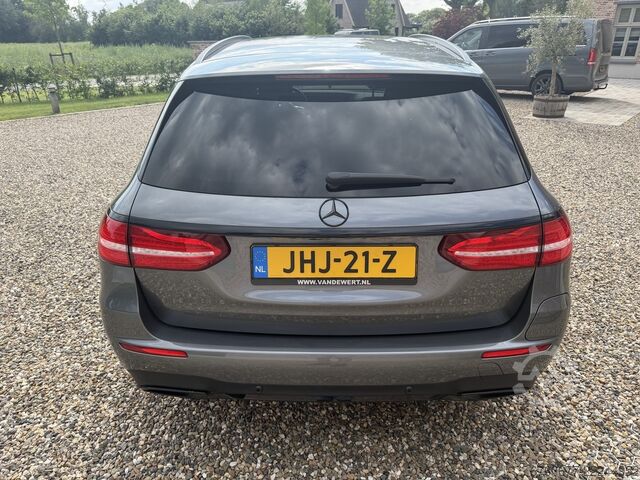 Mercedes-Benz Classe E Break 300 de AMG Line 2020 Led / ACC / Cuir MARGE MERCEDES-BENZ E-klasse Estate 300 de AMG Line 2020 Led / ACC / Leder