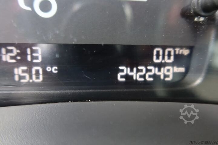 Koffer DAF CF 340 FAN 6X2 Bakwagen + Klep 2500 KG