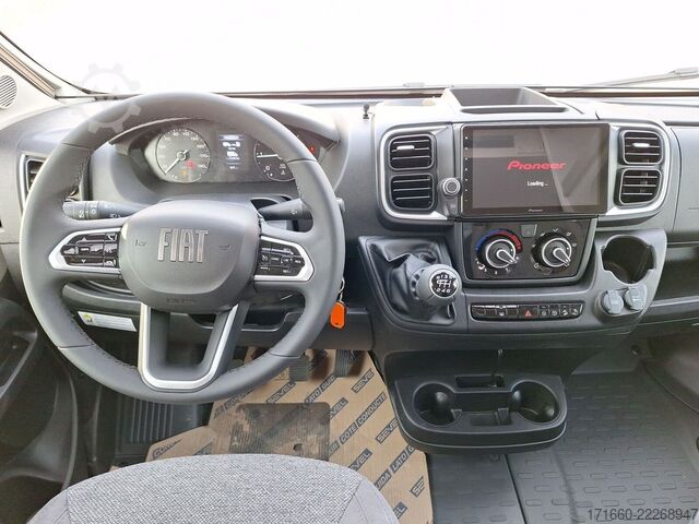 Caravana semiintegrada CARADO pro+ T 338 TV/SAT, Navi+RFK, Hubbett