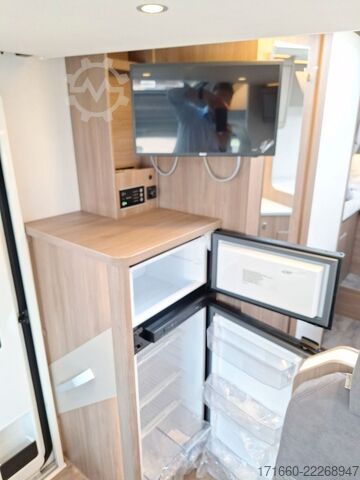 Caravana semiintegrada CARADO pro+ T 338 TV/SAT, Navi+RFK, Hubbett