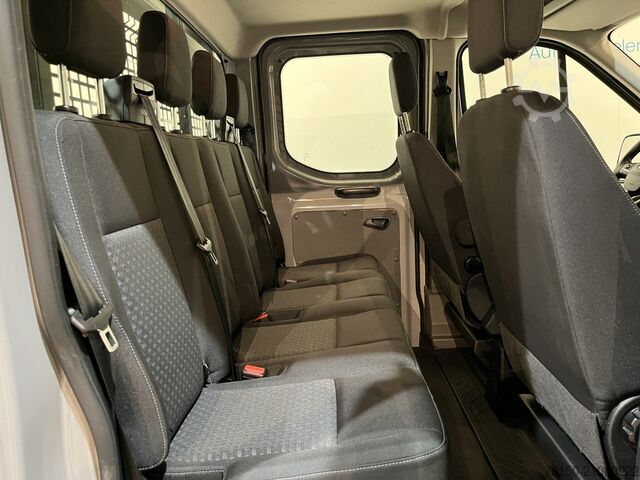 Platformwagen dubbele cabine Ford Transit 2.0 TDCI L2H1 130 PK DC 6 pers. Trend O...