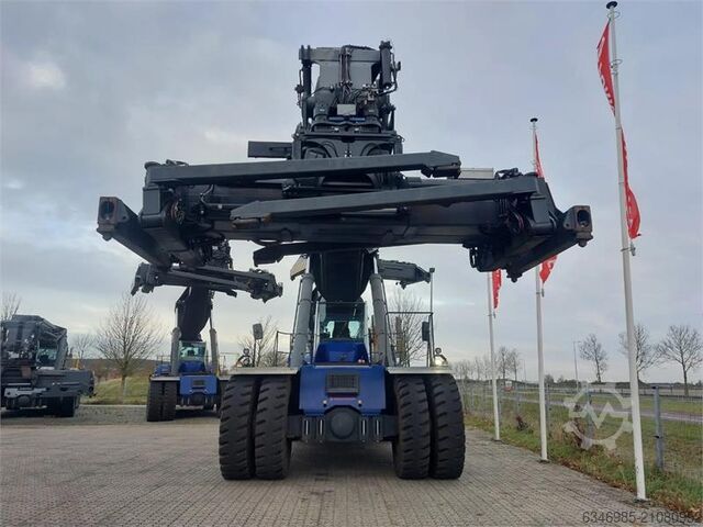 Reachtacker Konecranes SMV 4531 CC5