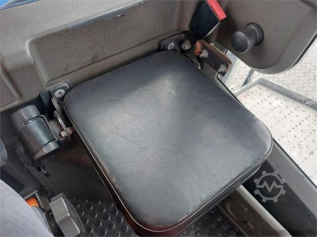 Reachtacker Konecranes SMV 4531 CC5