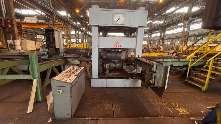 FARMER NORTON ÇUBUK DÜZELTME MAKİNESİ 4V-2M FARMER NORTON BAR STRAIGHTENER 4V-2M