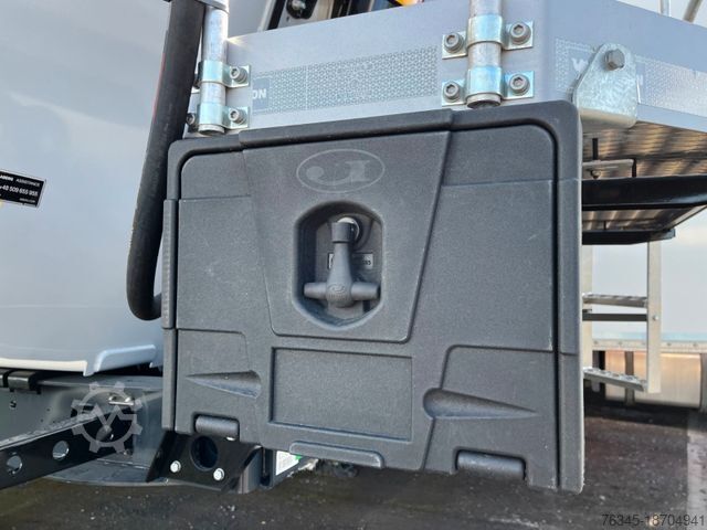 Kippers oplegger WIELTON HARDOX 30m3 Stahlmulde Halfpipe