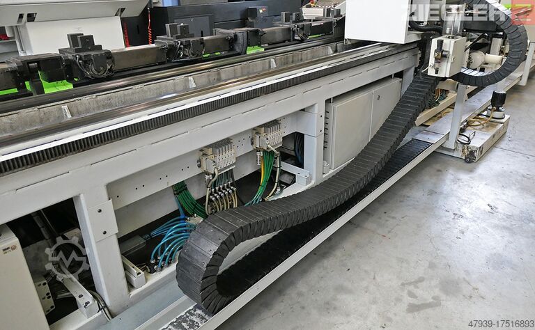 Reizende kolom freesmachine Urban AP 6500 F