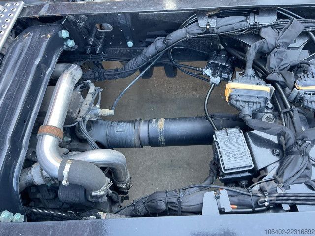 Standard SZM MAN TGX 18.470 4x2 LL SA