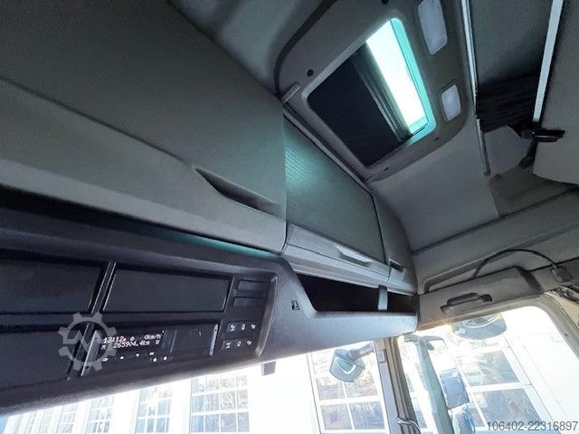 Wechselfahrgestell LKW MAN TGX 26.470 6x2-4 LL CH mit LBW und gelenkter NLA