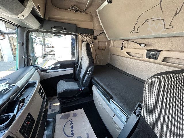 Gefahrgut LKW MAN TGX 18.500 4x2 BLS ADR FL