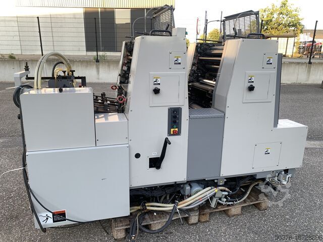 2-Farben-Offset „gerade“ Druckmaschine mit Alkoholbefeuchtung Hashimoto (Japan) Impulse F-522