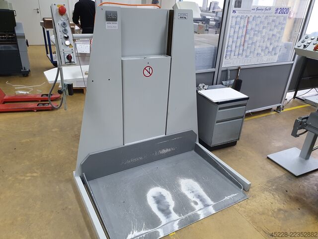 Elevatore a pile Polar LW-1000-4