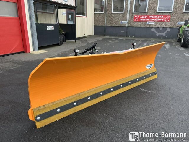 Barredora de calzadas Wintec MG 300 DIN