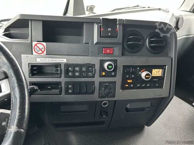 Standard-SZM Renault T 380 Comfort / 667 dkm  / ECU Problem / NL Tru...